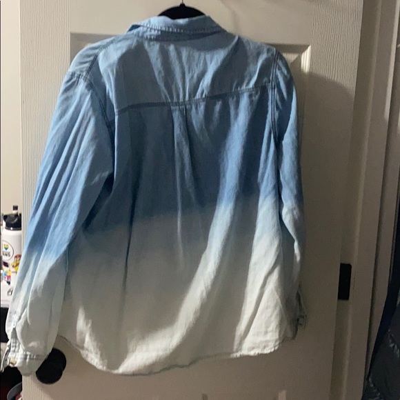 Tea Rose brand ombré button down shirt - Picture 2 of 5